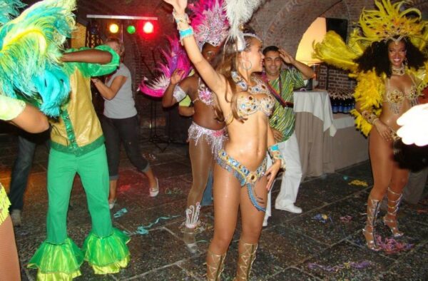 Nachtelijke Escapade in Rio, personeelsfeest