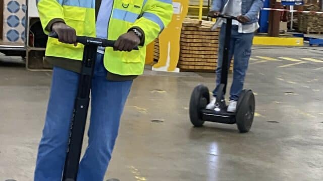 Durant le family day, les participants ont participé à un atelier de segway